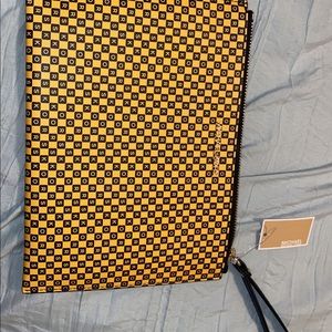 Michael Kors wristlet
